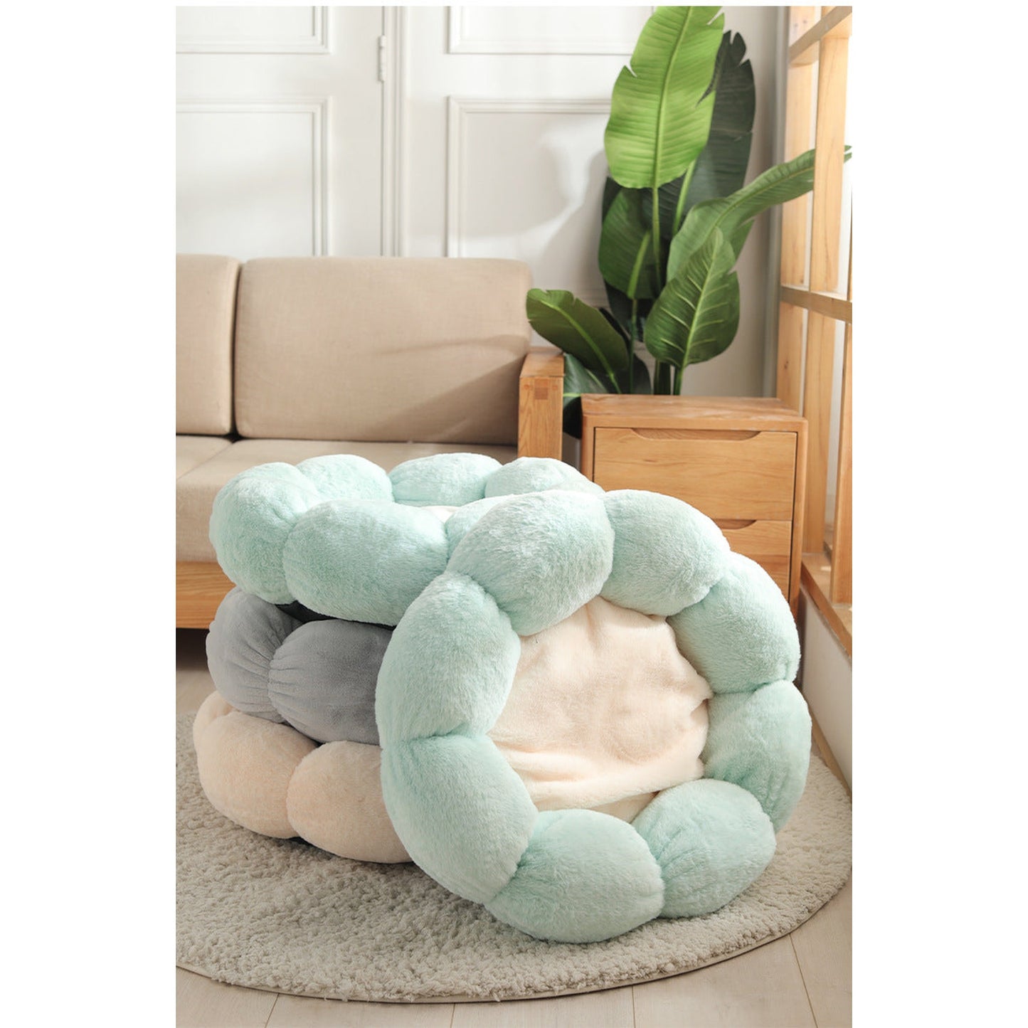 Flower Shaped Soft Cloth Dog Bed Mat with Blanket