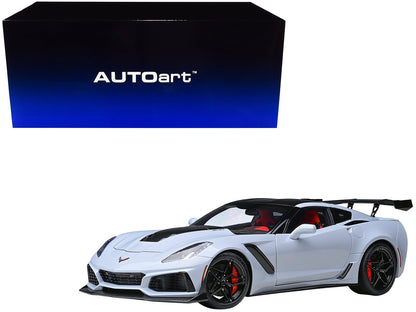 2019 Chevrolet Corvette C7 ZR1 Ceramic Matrix Gray Metallic with Carbon Top 1/18 Model Car by Autoart - Asmota