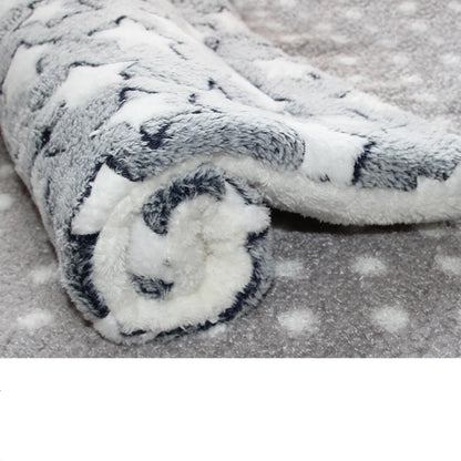 Multi-model pet flannel winter sleeping mat kennel mat blanket pet warm mat suitable for large medium and small pets