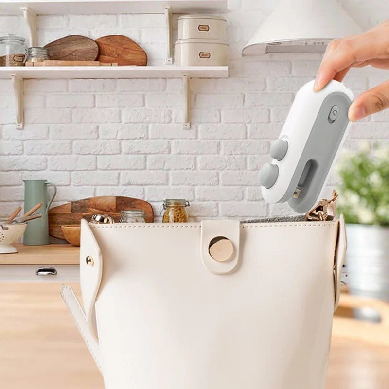 Chip Bag Sea Vacuum Sealing Machine Handheld Heat Vacumn Sealer Portable Heat Sealer USB Rechargeable For Food Storage Clip Bag Kitchen Gadgets - Asmota