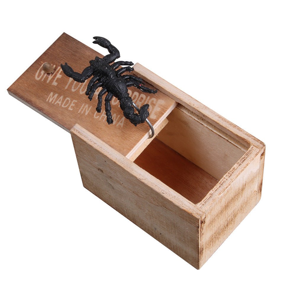 Prank Spider Wooden Scare Box Trick Play Joke Lifelike Surprise April Fools' Day Funny Novelty Toys Gags Practical Gifts - Asmota