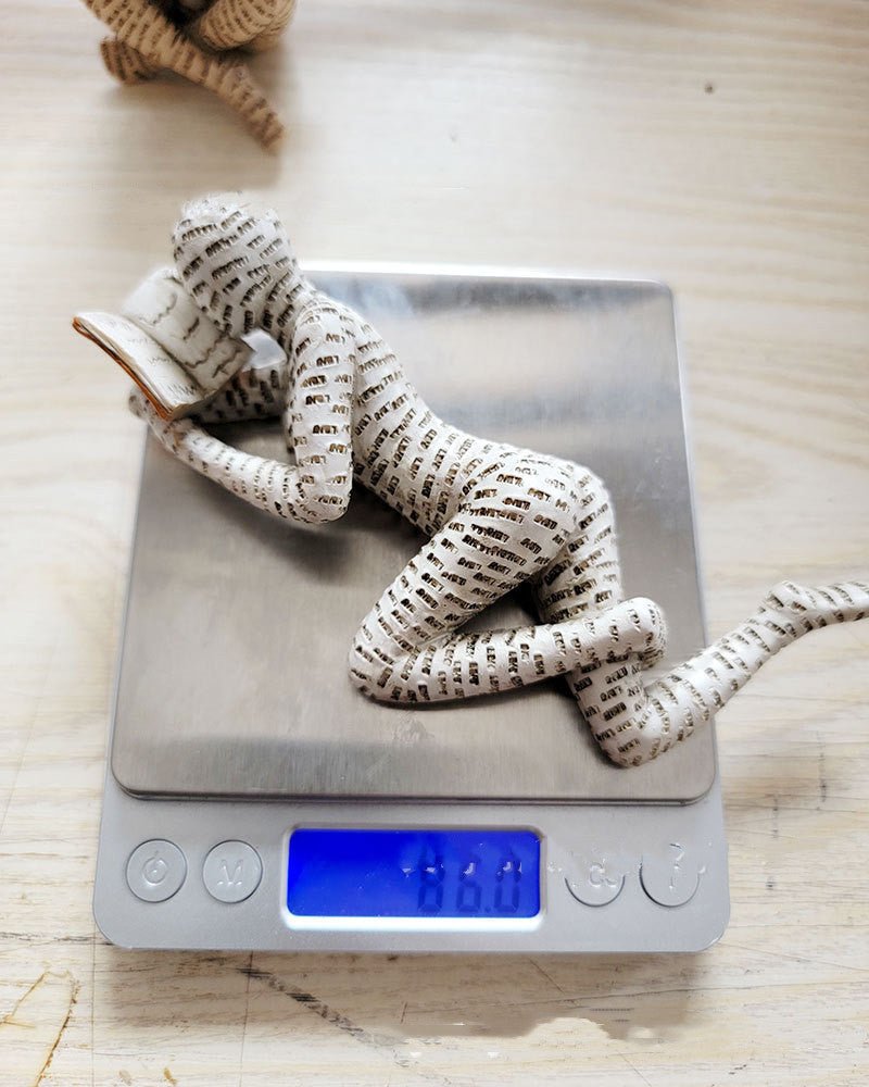 Reading Woman Thinker Resin Statue House Decoration Ornament Character Sculpture Home Decor Ornament Bookshelf Decoration - Asmota